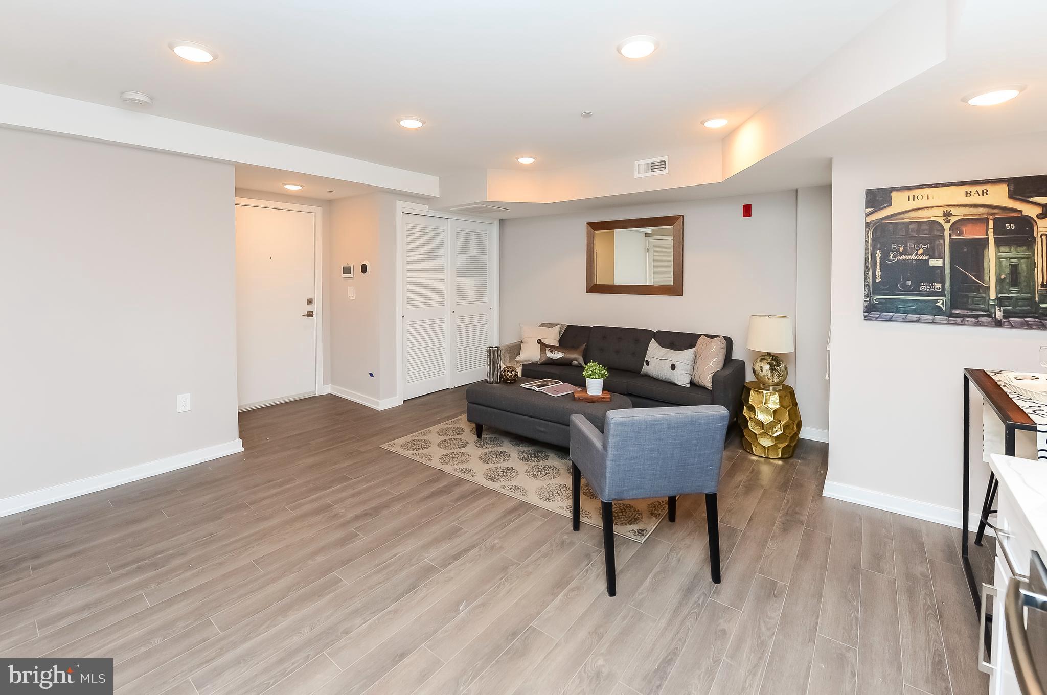 FAIRMOUNT - Residential Lease