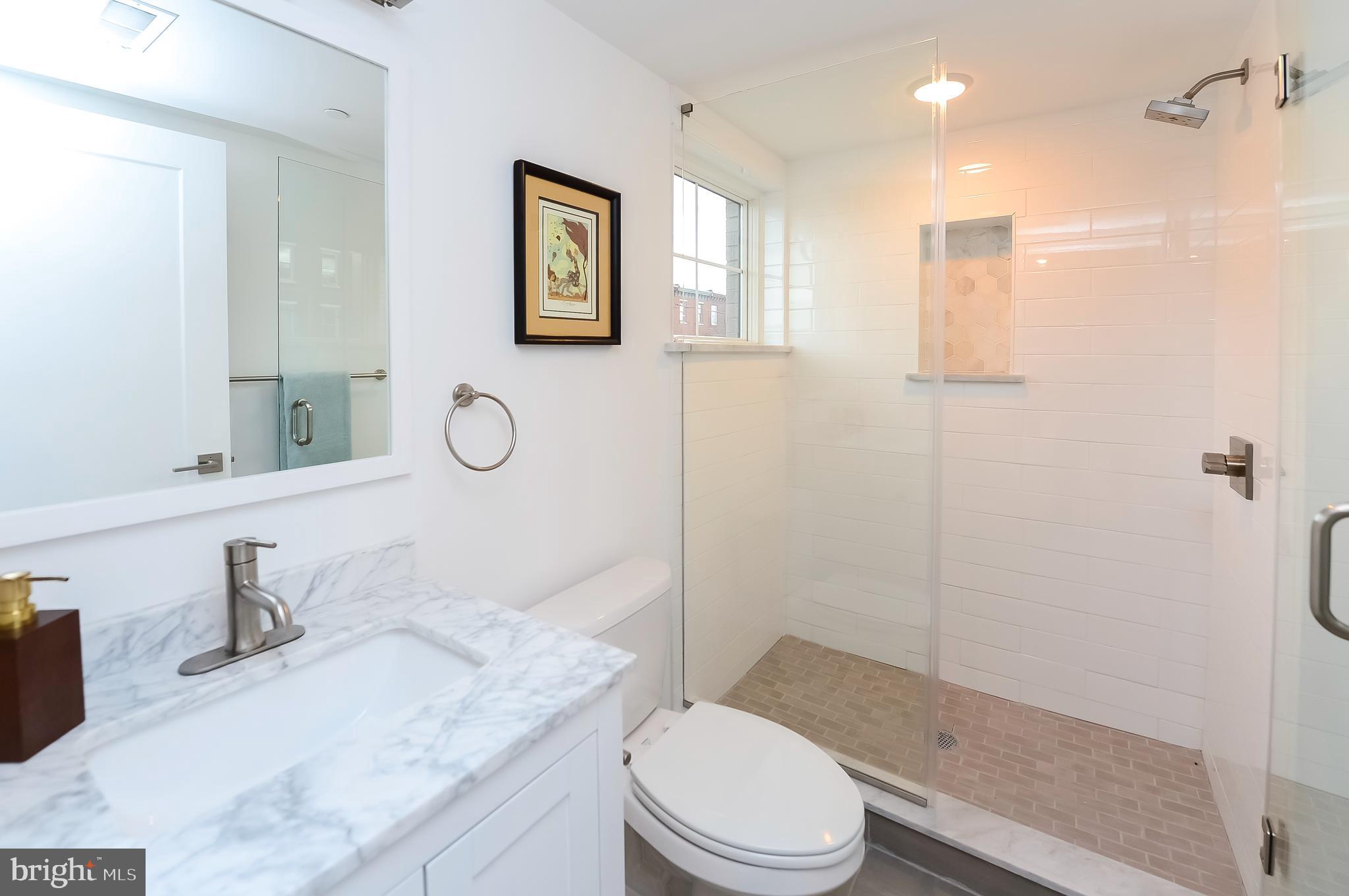 FAIRMOUNT - Residential Lease