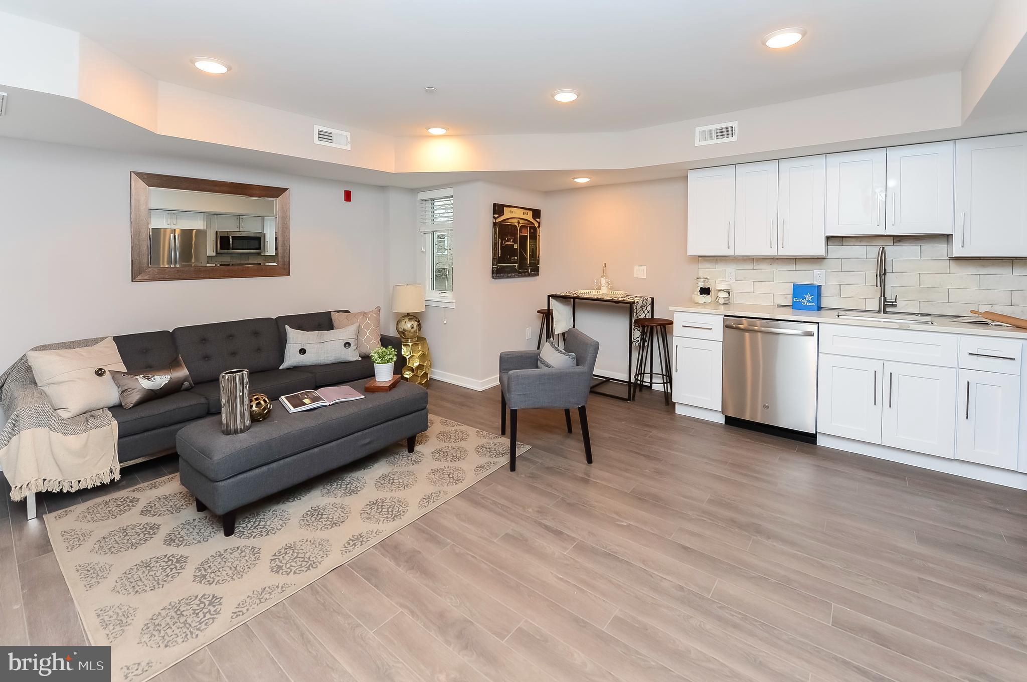 FAIRMOUNT - Residential Lease