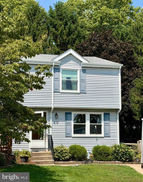 Photo of 1009 Foxcroft Court, WESTMINSTER, MD 21157 (MLS # MDCR2035884)