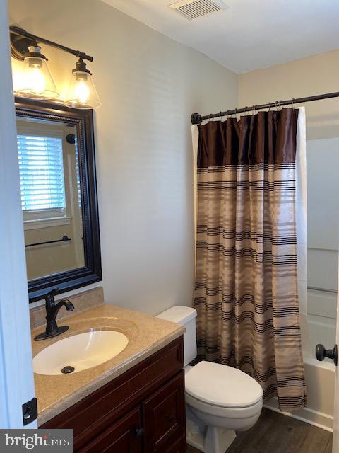 CONSTANT BRANCH - Residential Lease