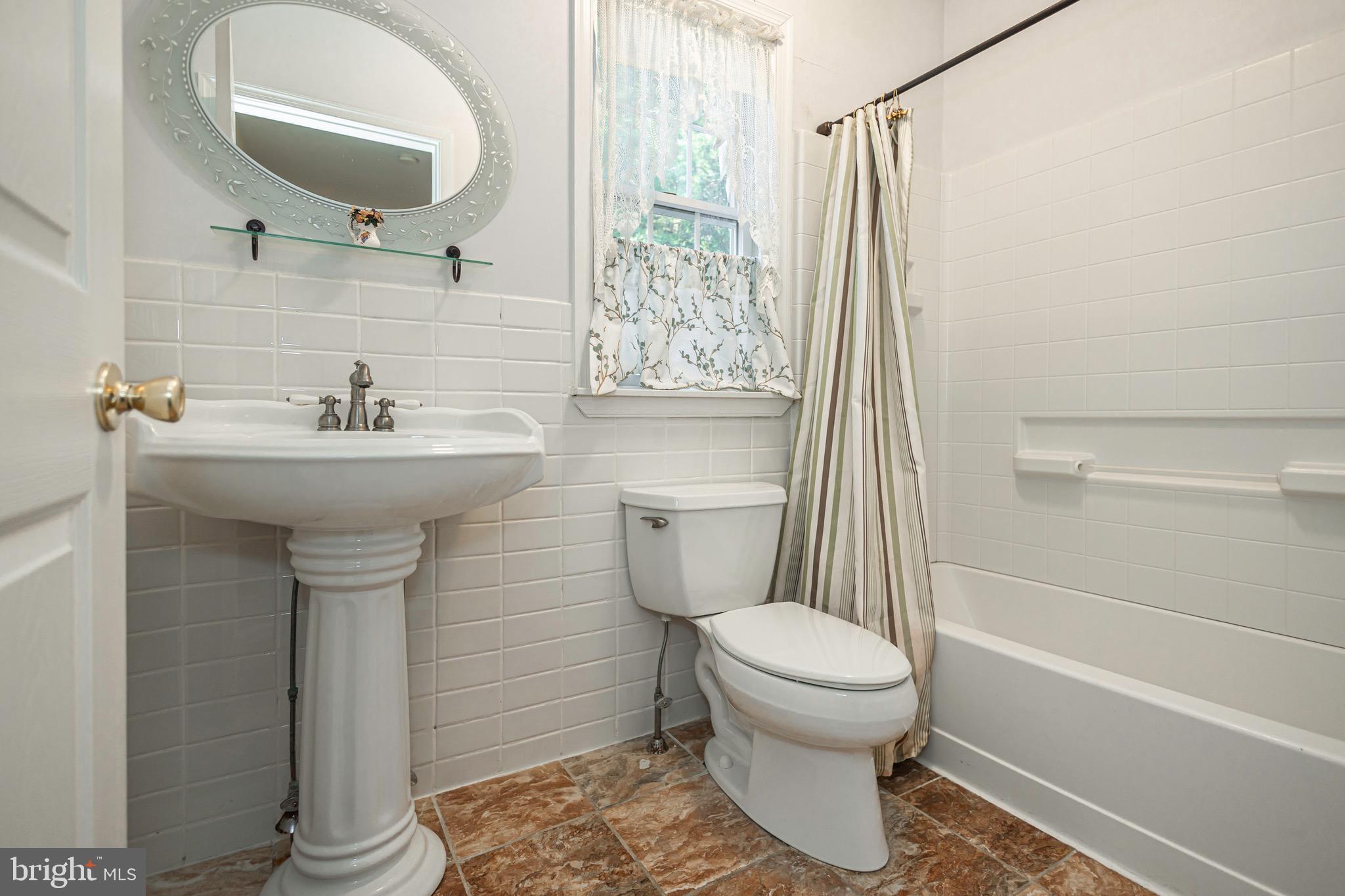 NON AVAILABLE - Residential