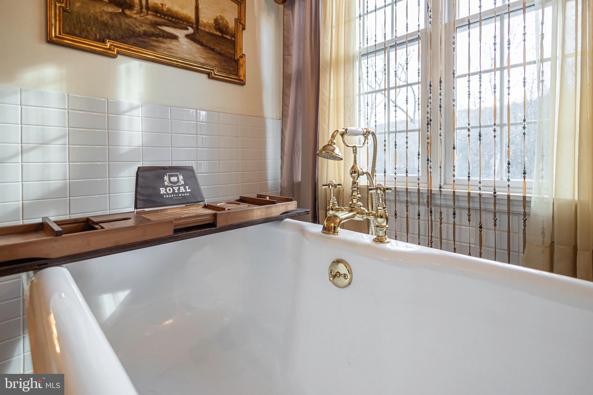 NON AVAILABLE - Residential