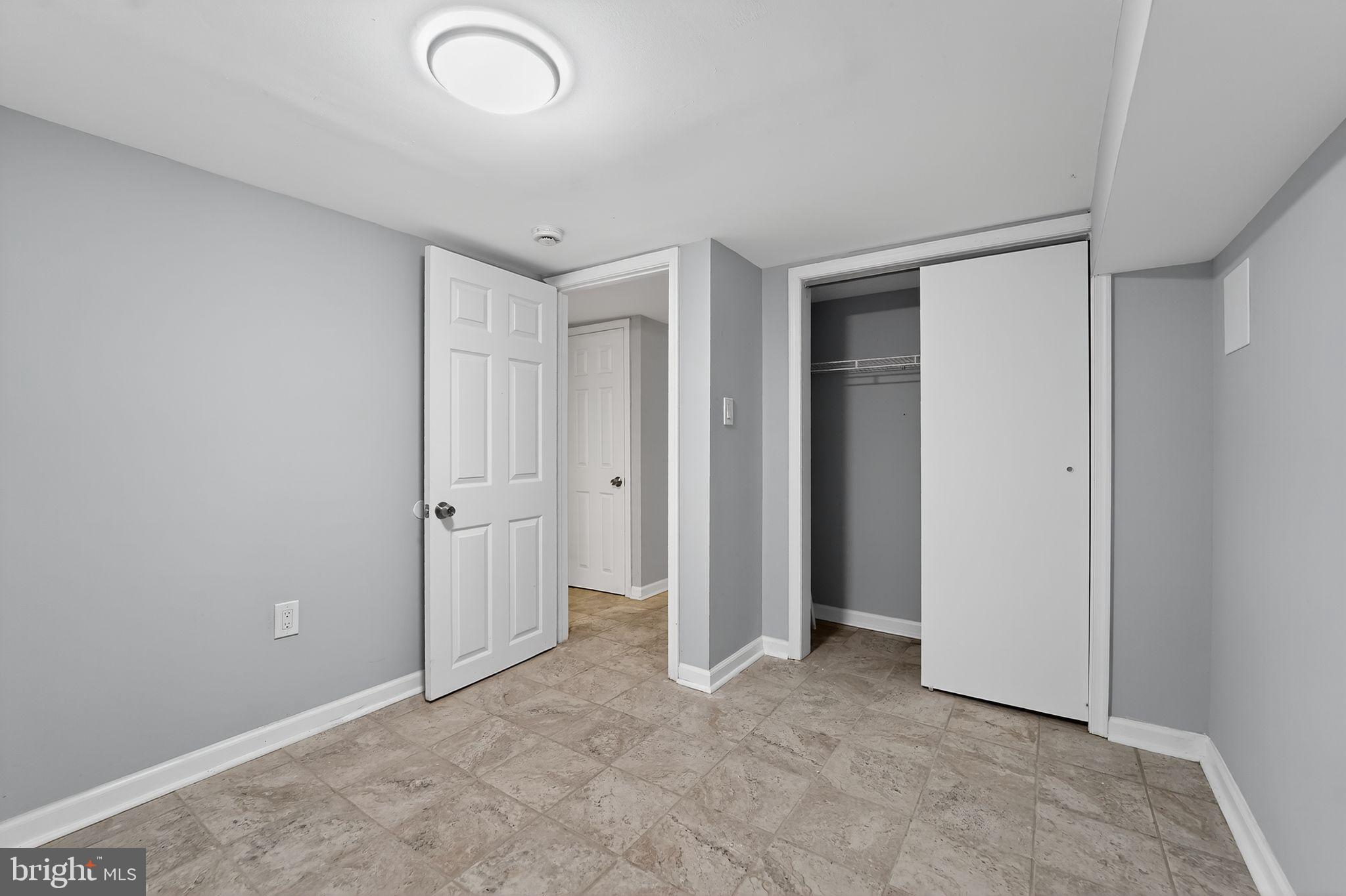 ROSEMONT - Residential