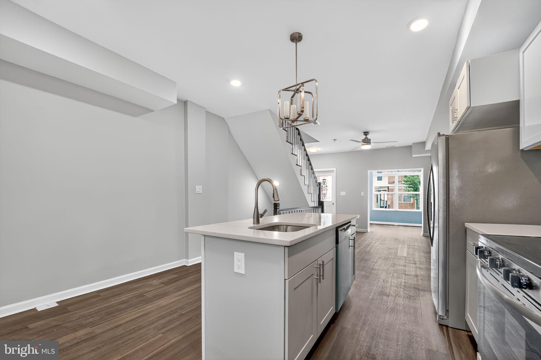 ROSEMONT - Residential