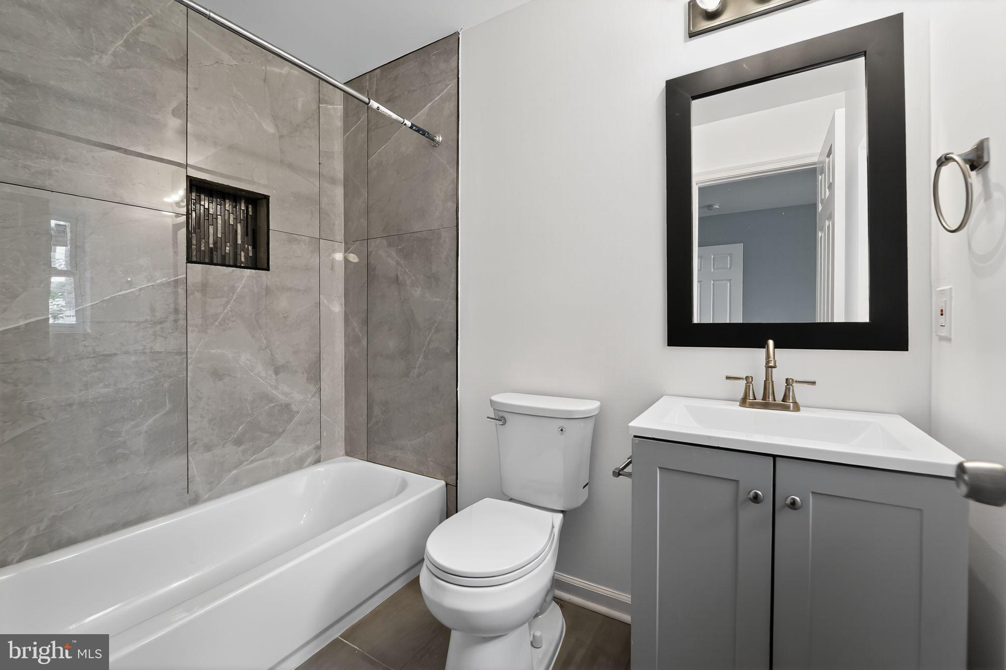 ROSEMONT - Residential