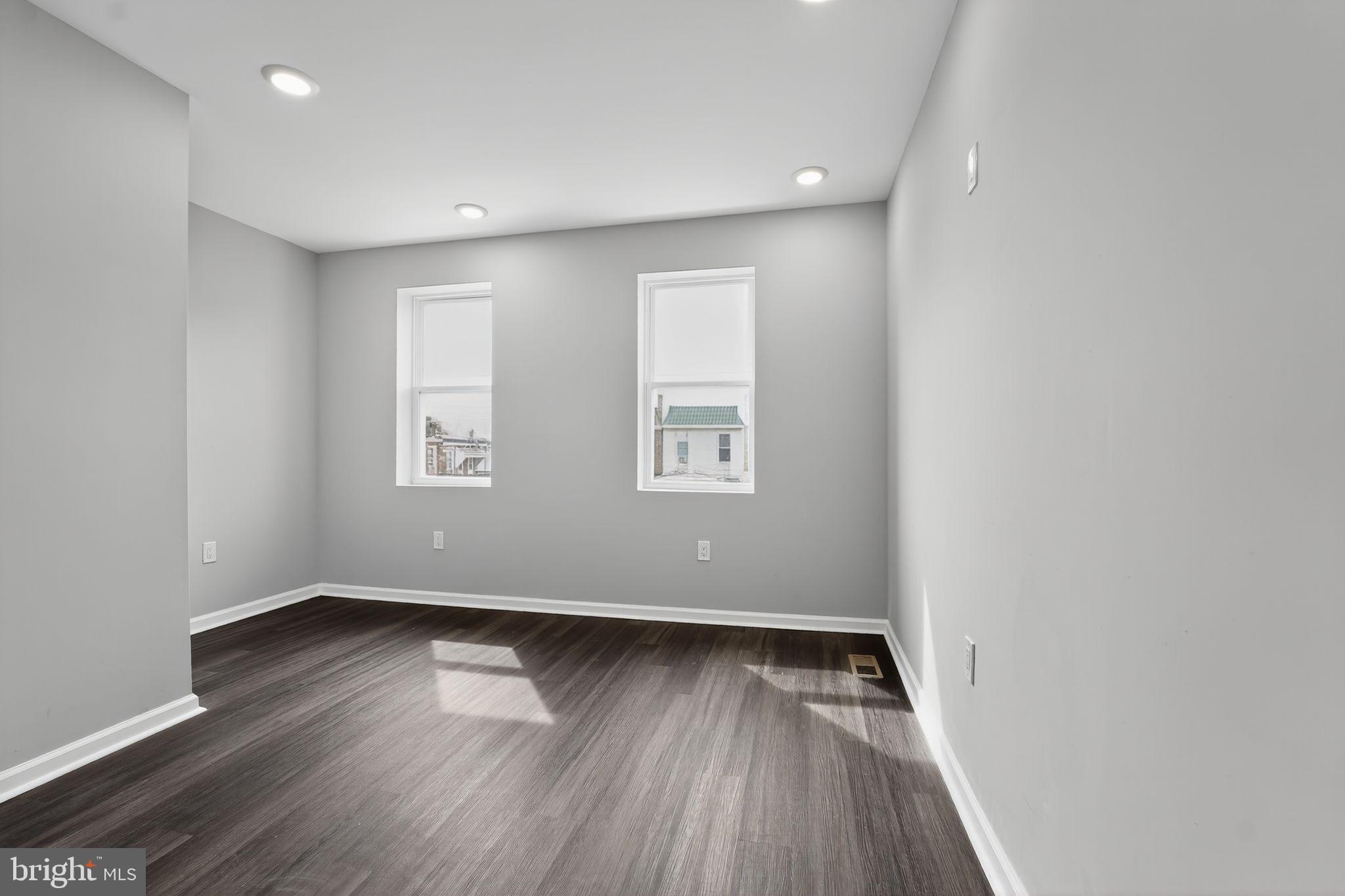 ROSEMONT - Residential