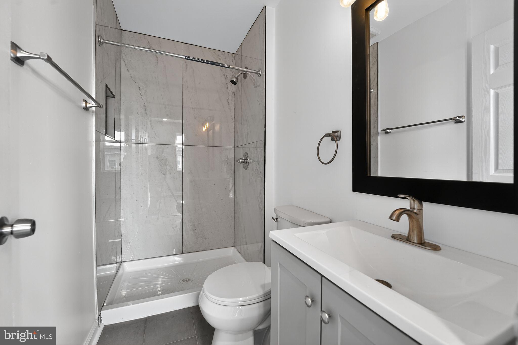 ROSEMONT - Residential