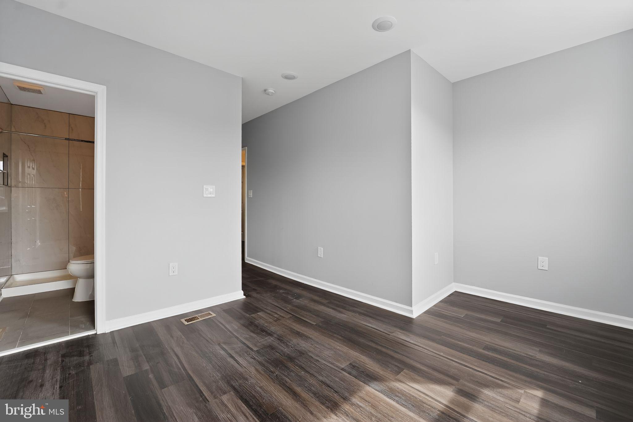 ROSEMONT - Residential
