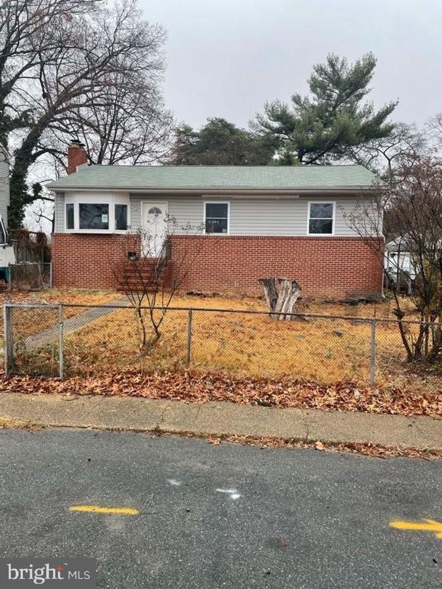 INVESTORS' SPECIAL - STRICTLY AS-IS WHERE-IS.  Excellent opportunity! Assignment of the contract. Send your best offer. Finish as per your style and preferences. Wonderful Location! The buyer will pay all the sellers and the buyer's closing costs.