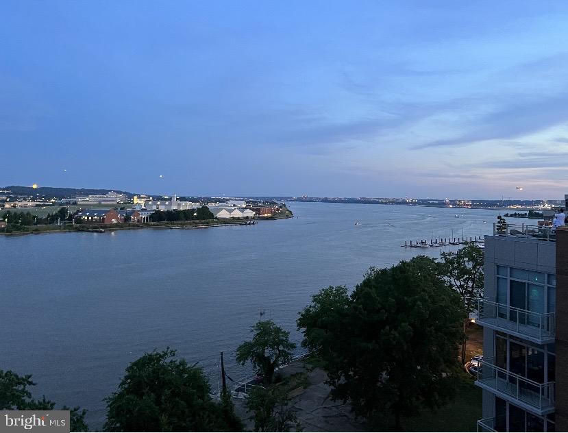 88 V STREET SW 408