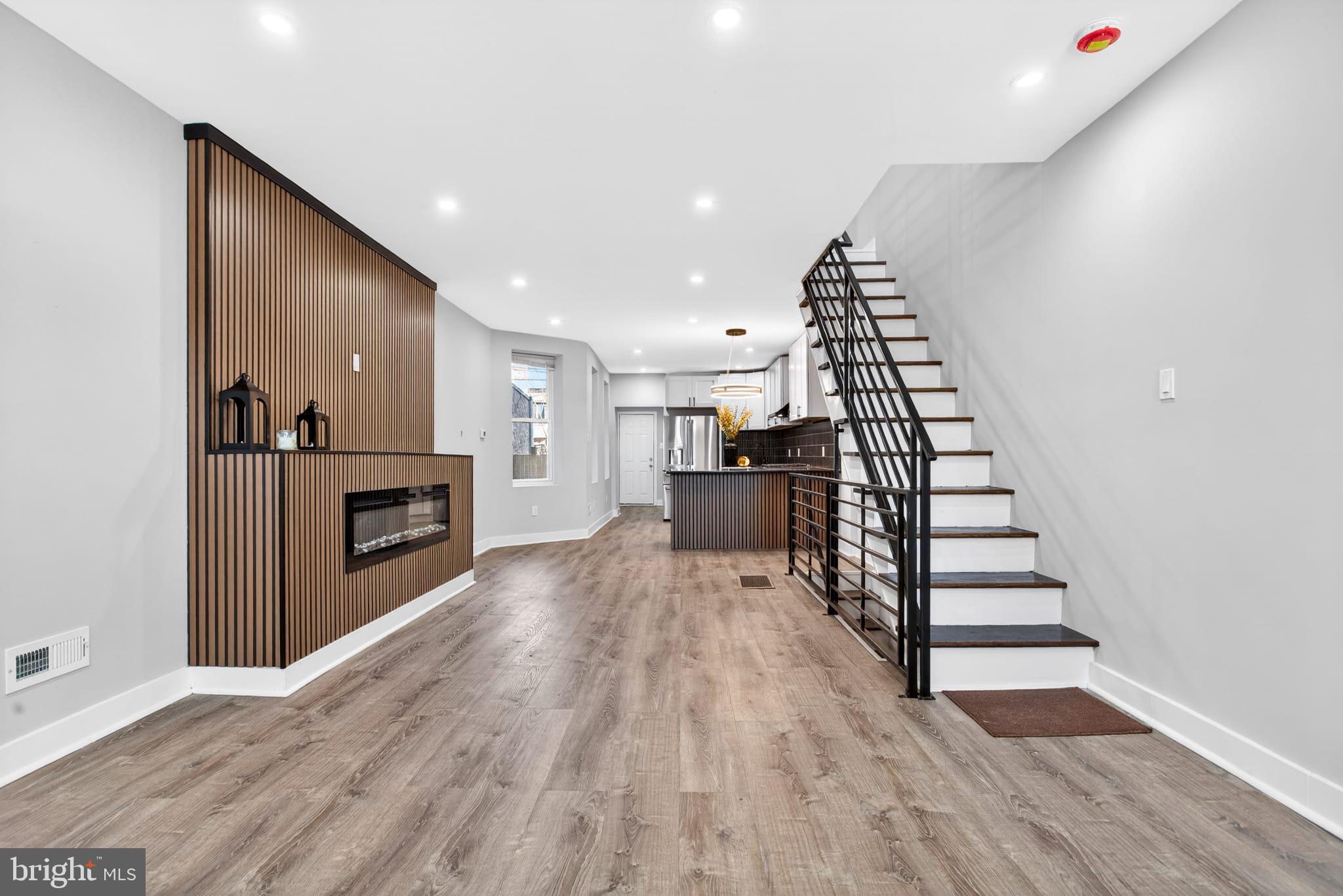 FRANKFORD - Residential