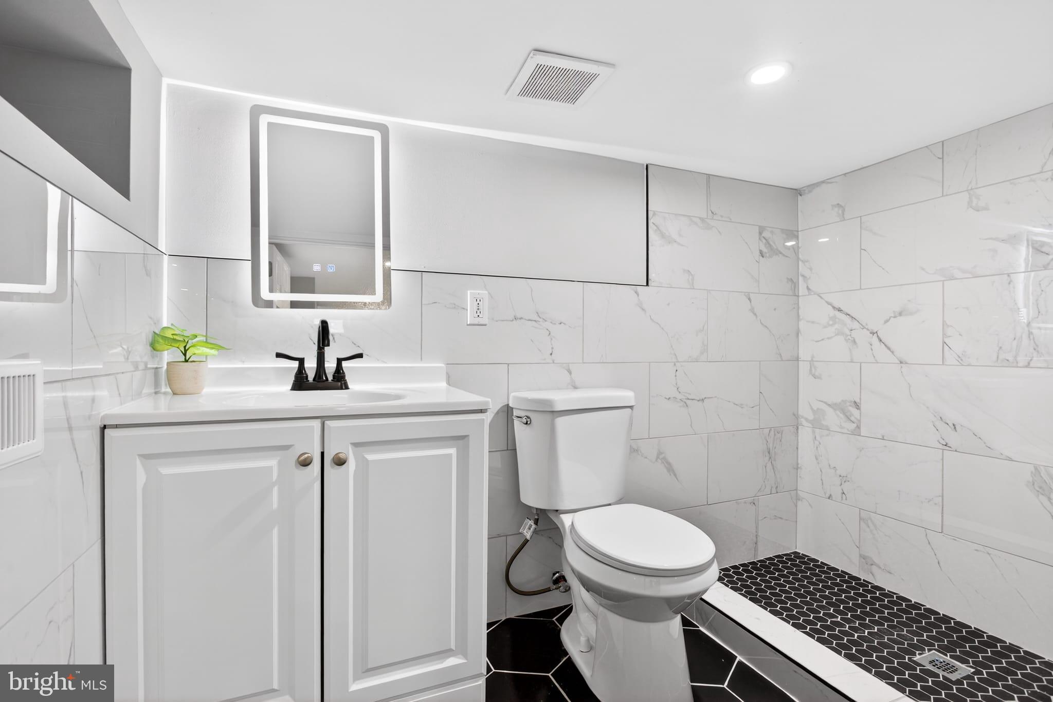 FRANKFORD - Residential