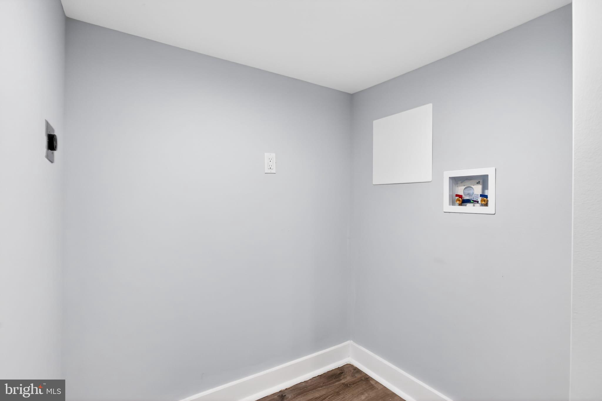 FRANKFORD - Residential