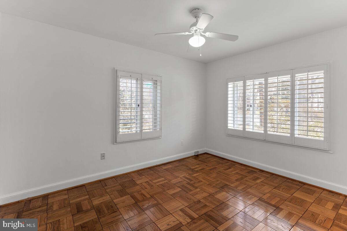 ROCK CREEK KNOLLS - Residential