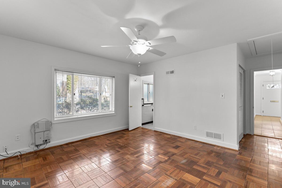 ROCK CREEK KNOLLS - Residential