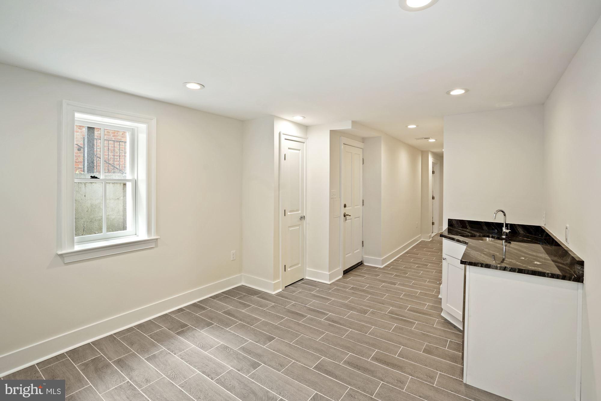 GEORGETOWN - Residential