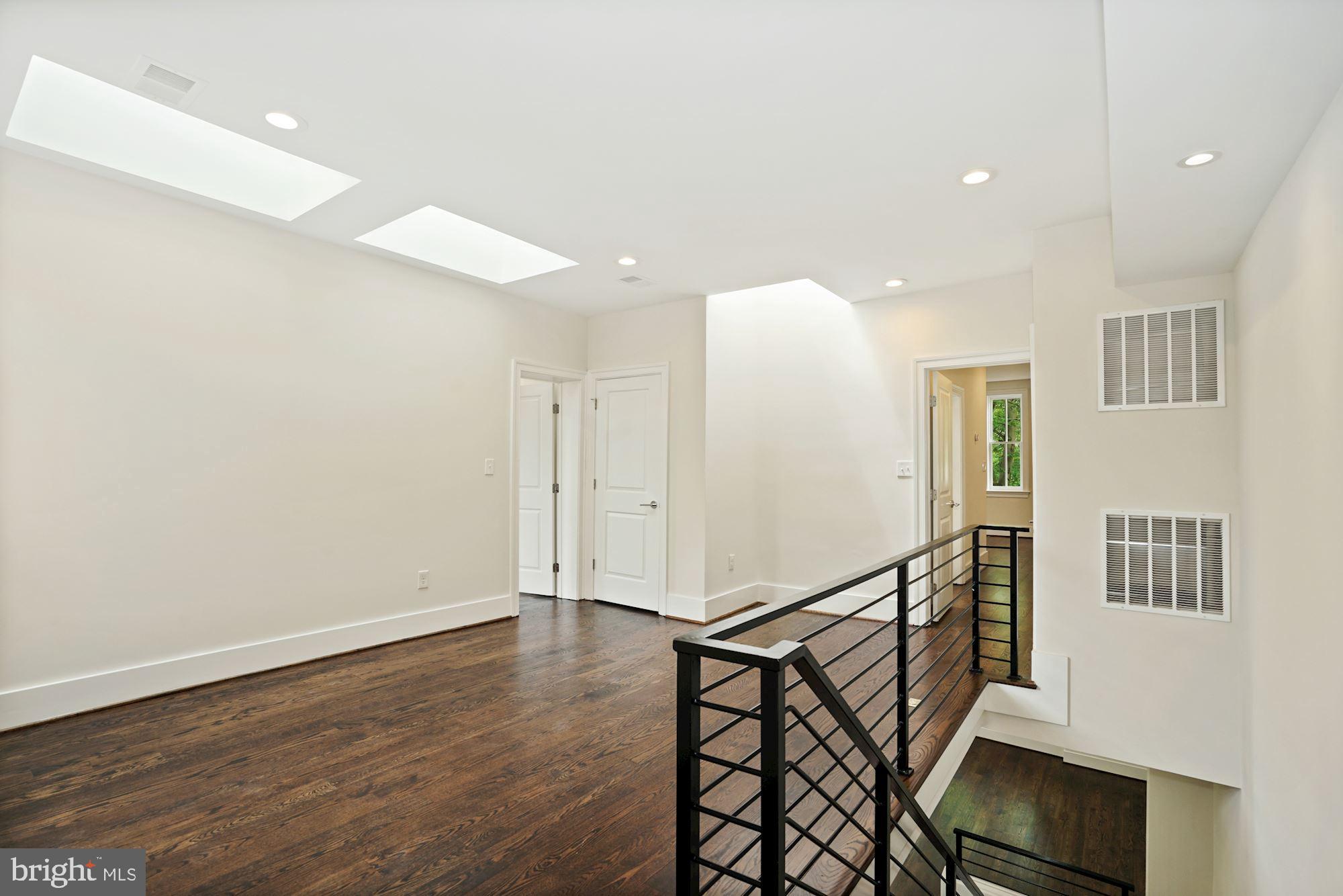 GEORGETOWN - Residential