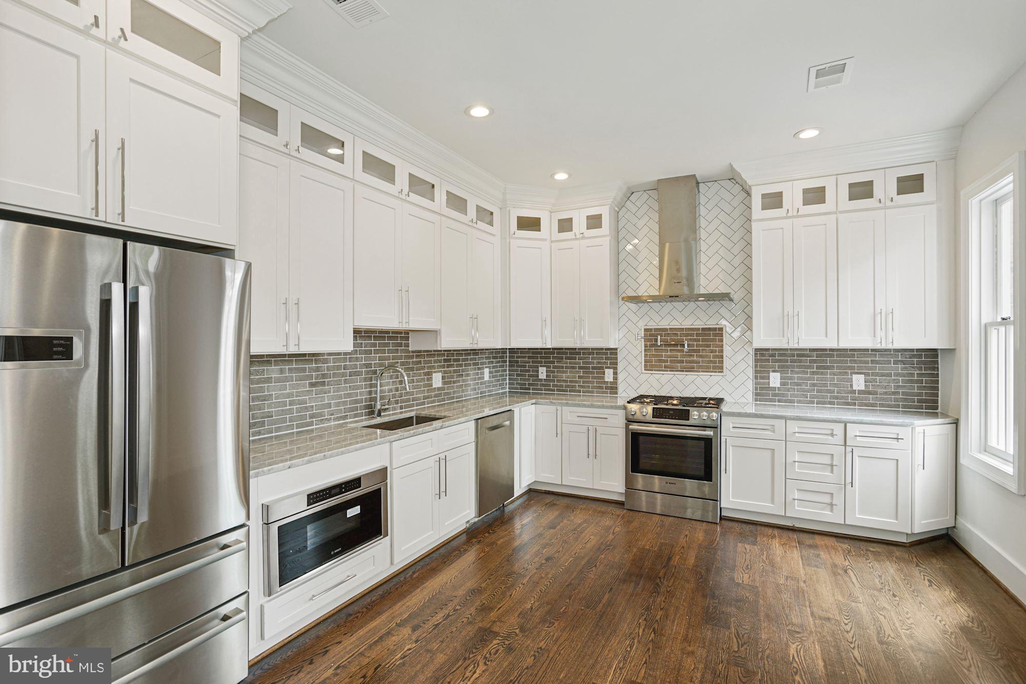 GEORGETOWN - Residential