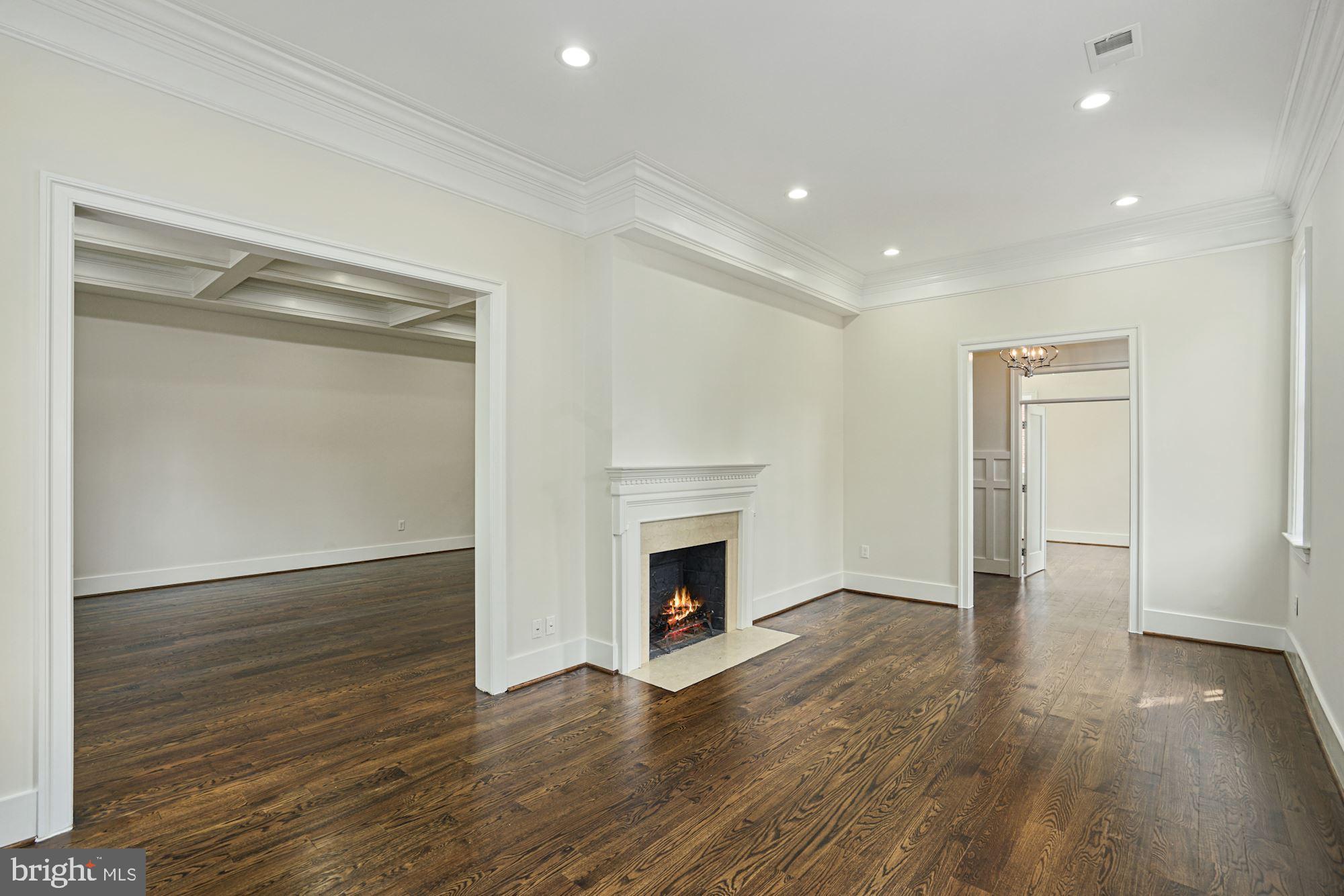 GEORGETOWN - Residential
