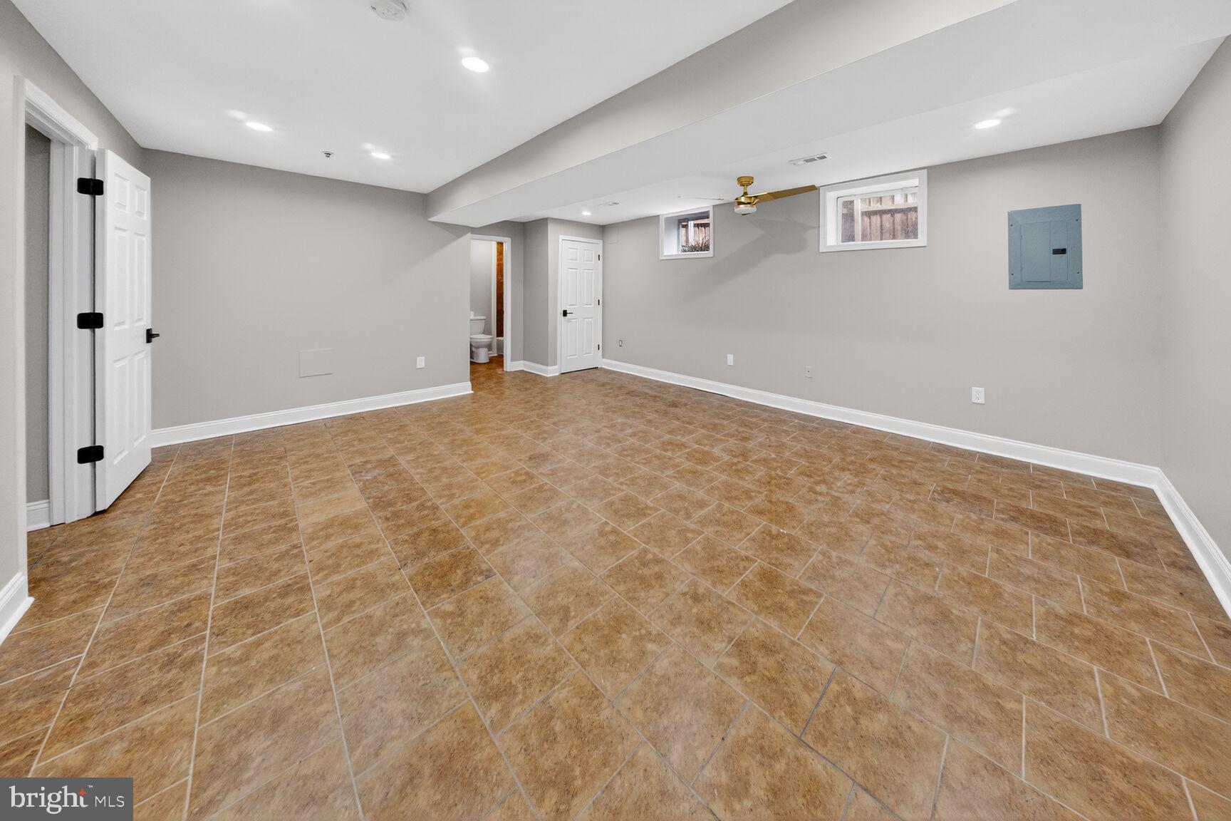 TAKOMA PARK - Residential