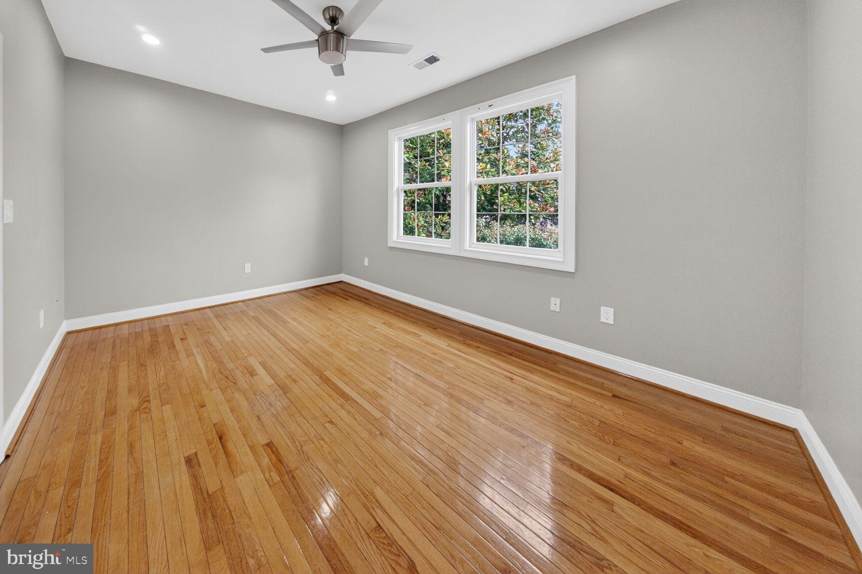 TAKOMA PARK - Residential