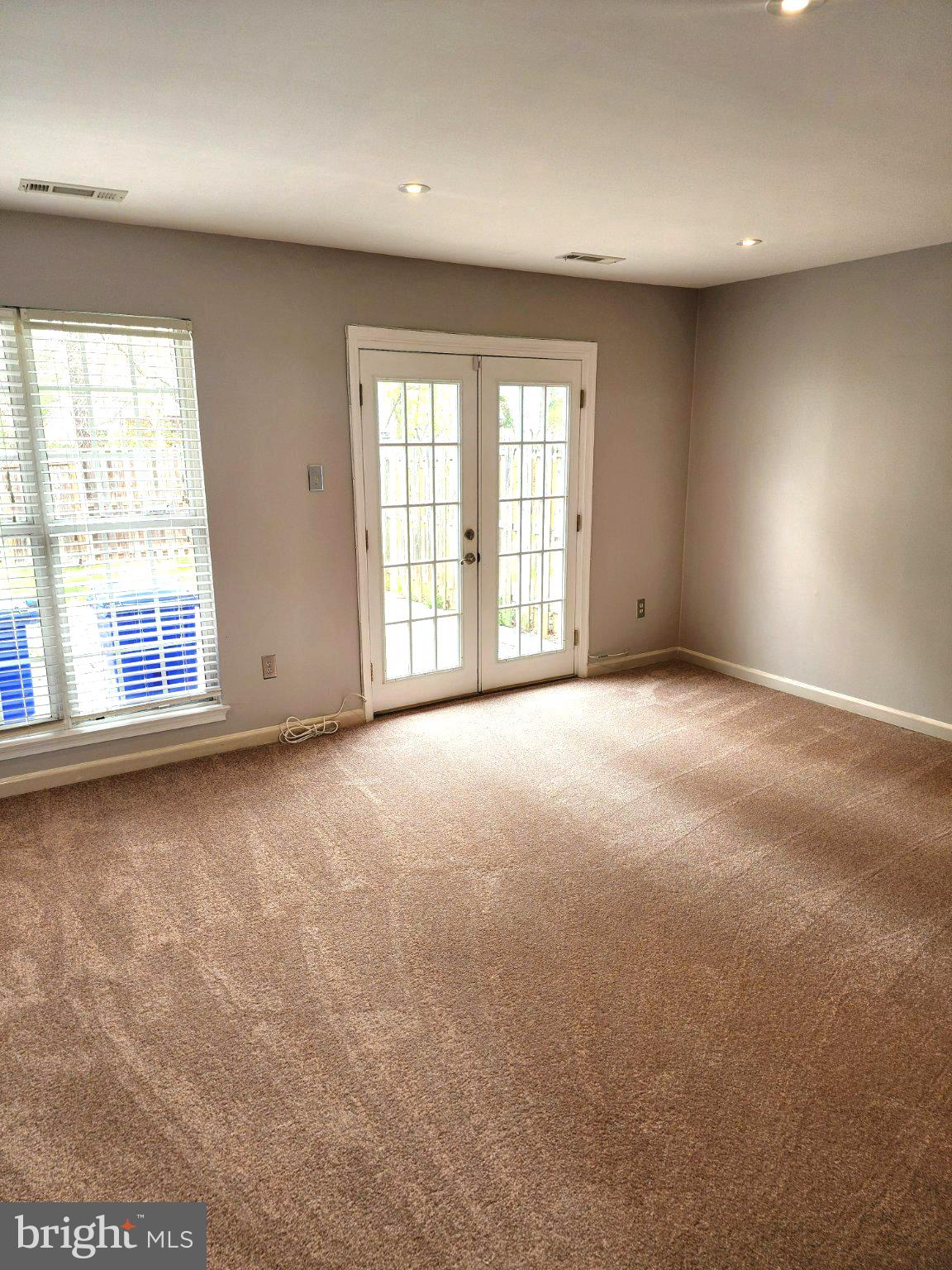 LAKE VILLAGE MANOR - Residential