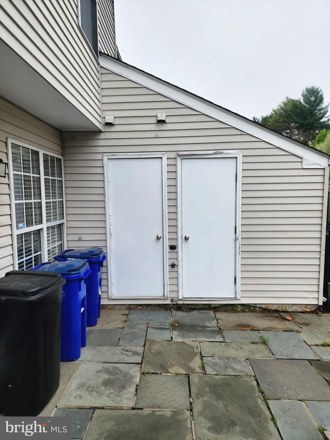 LAKE VILLAGE MANOR - Residential