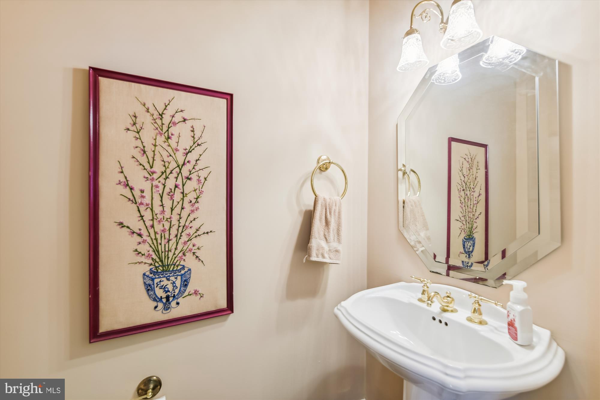 STONINGTON - Residential