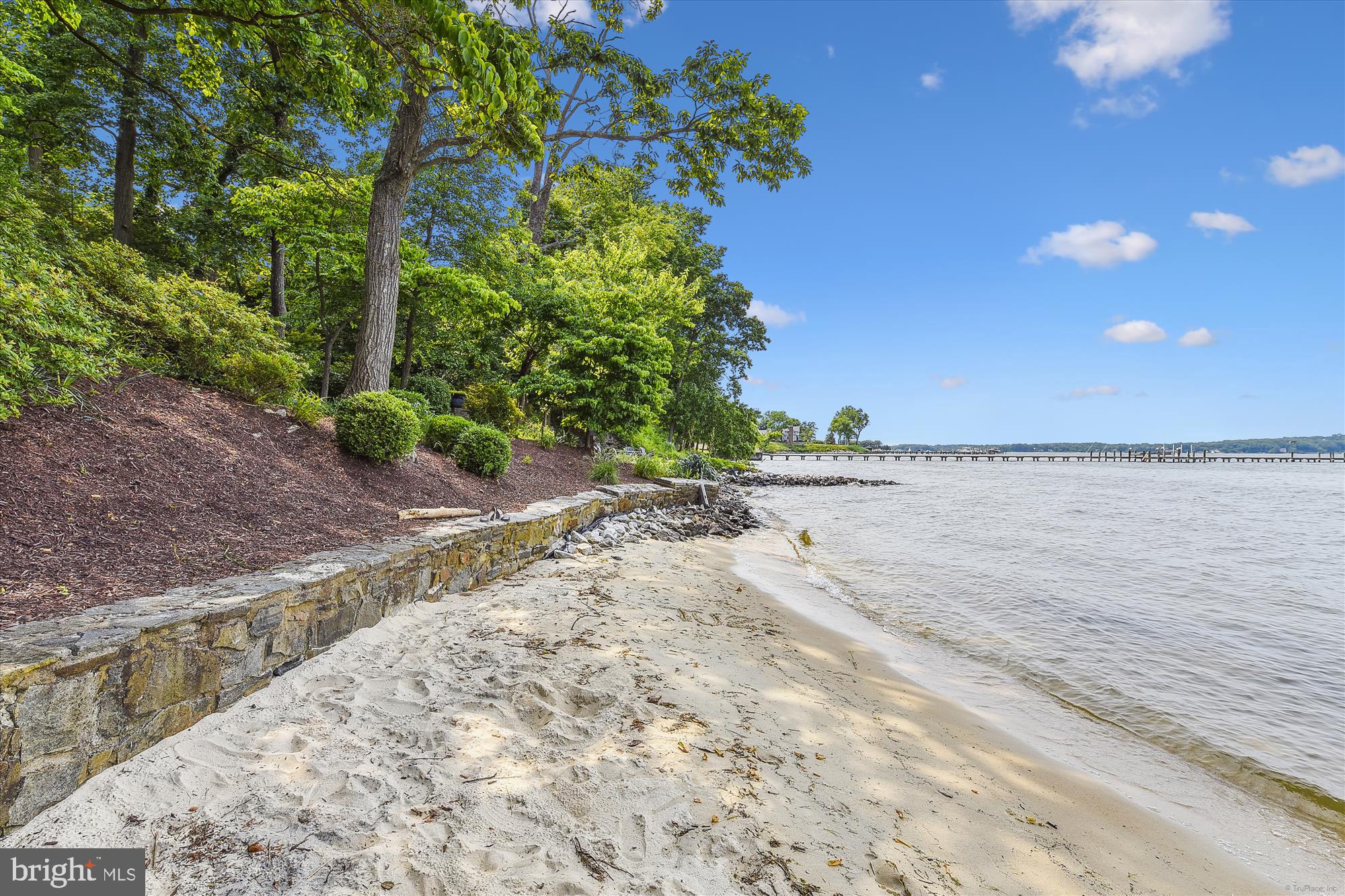 STONINGTON - Residential