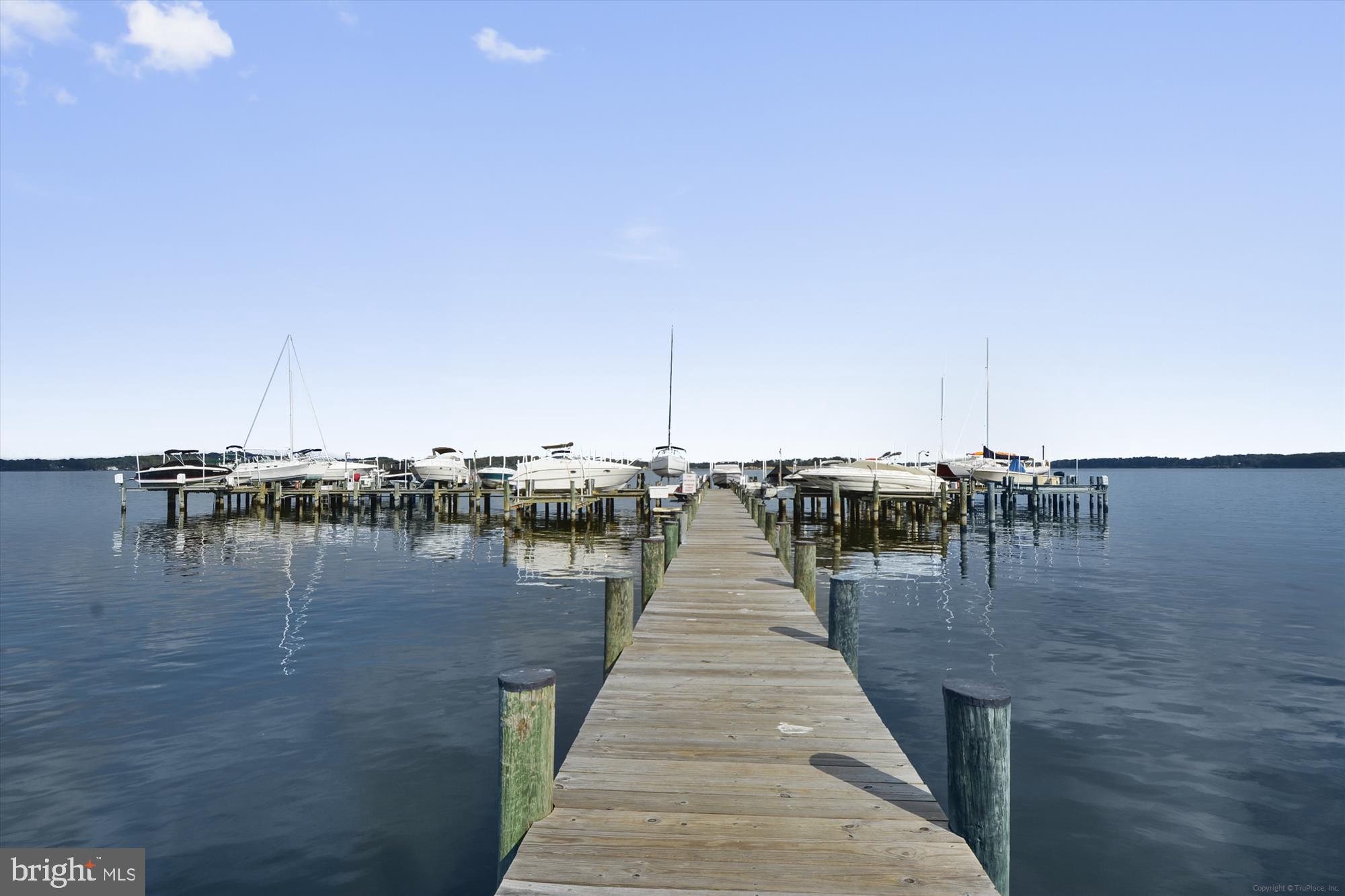 STONINGTON - Residential