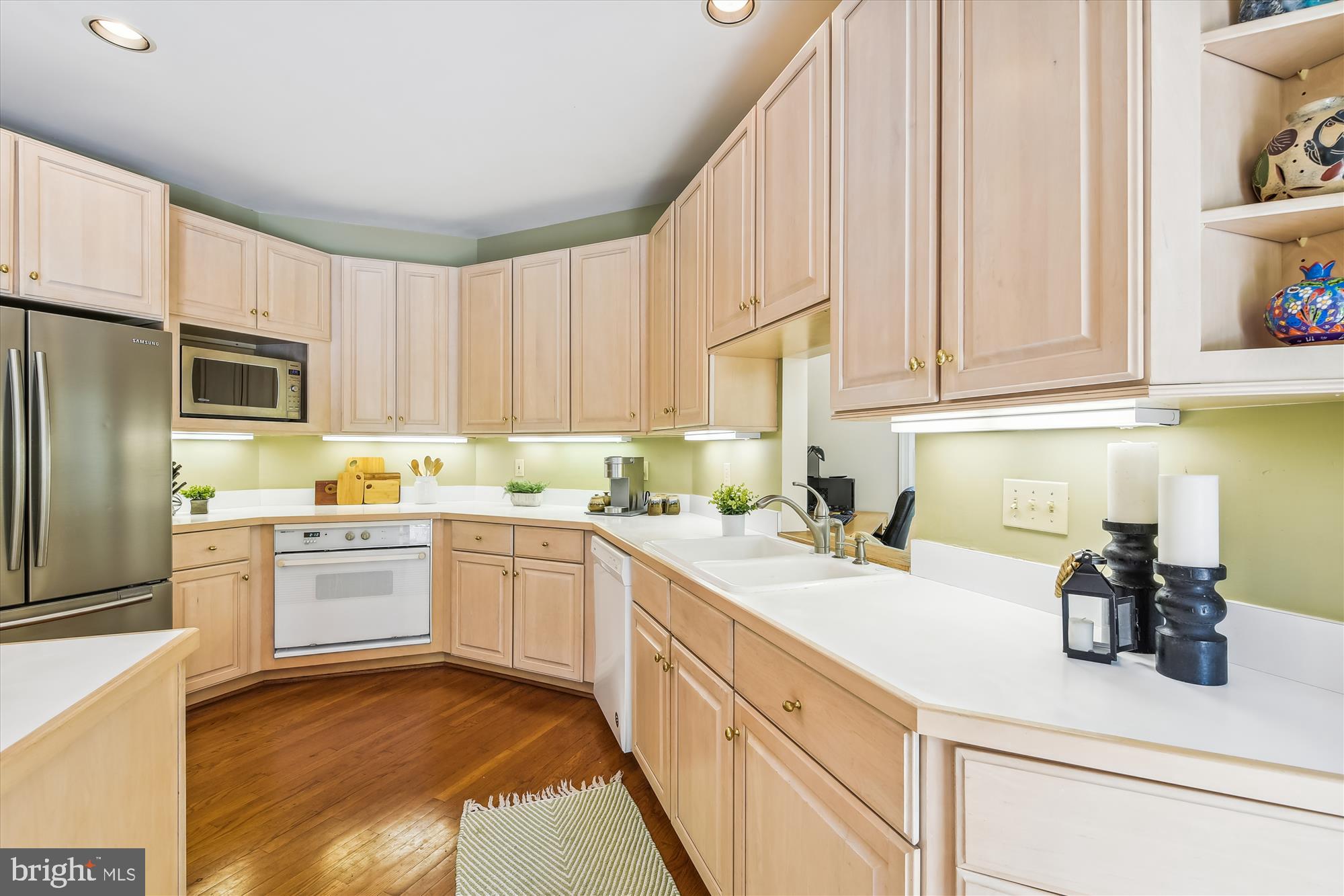 STONINGTON - Residential