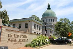 STONINGTON - Residential