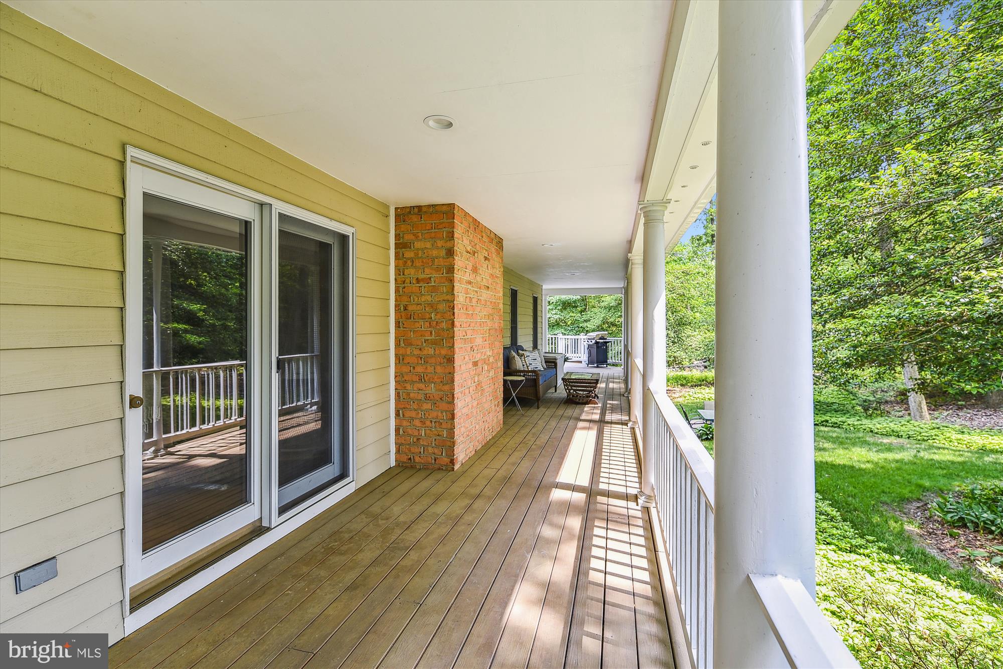 STONINGTON - Residential