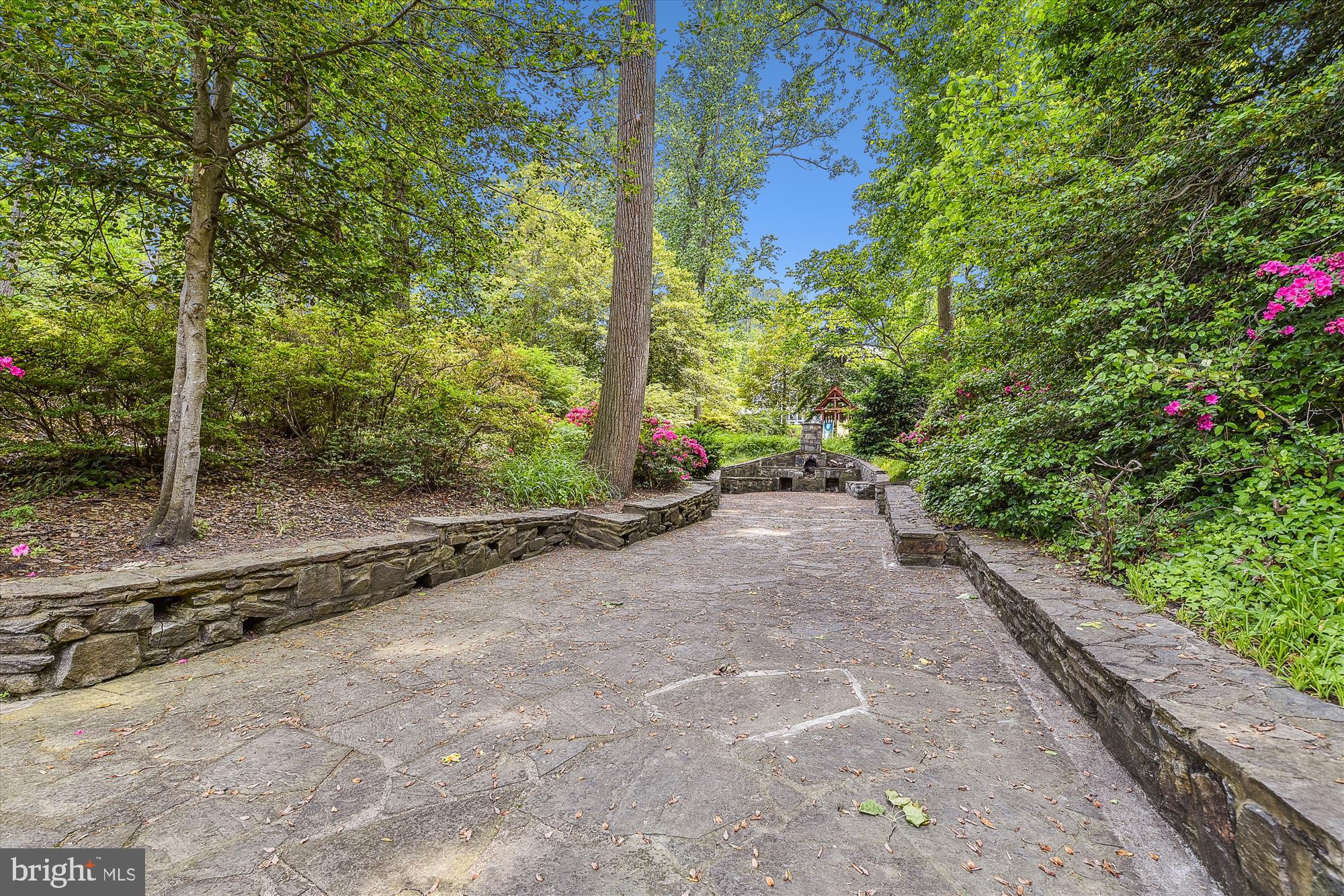 STONINGTON - Residential