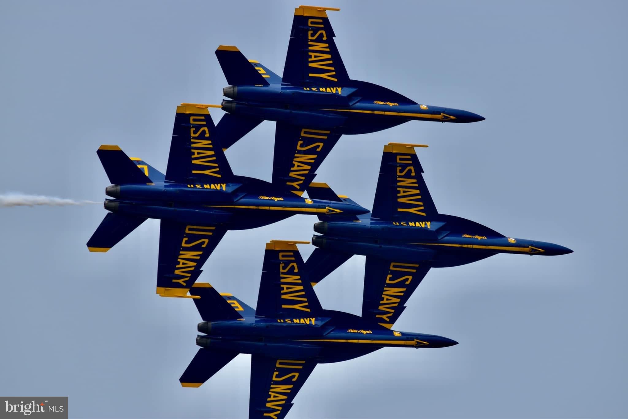 STONINGTON - Residential