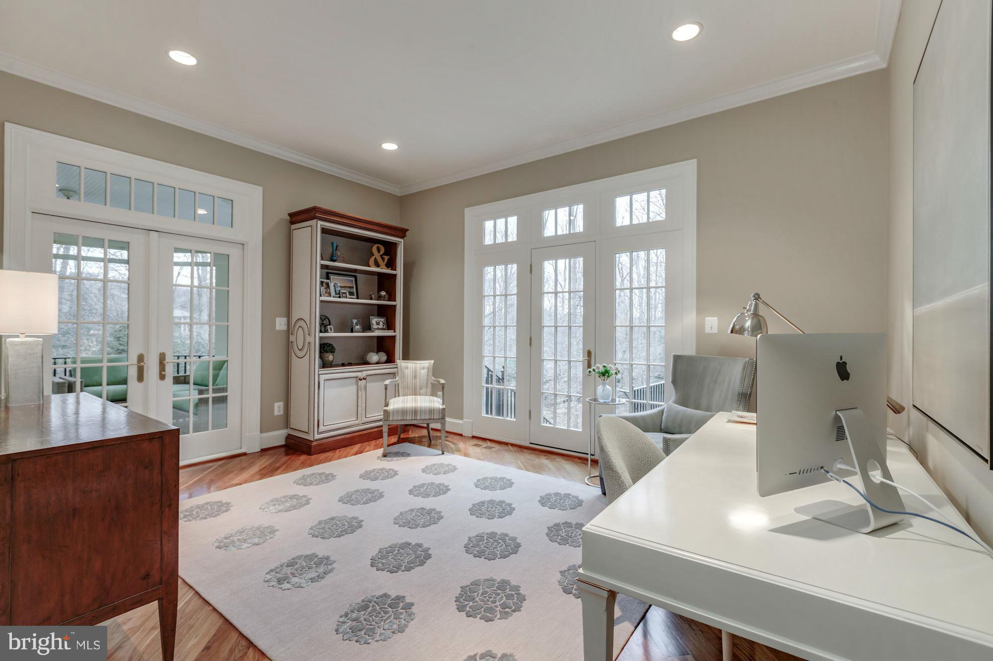 THE RESERVE - Residential