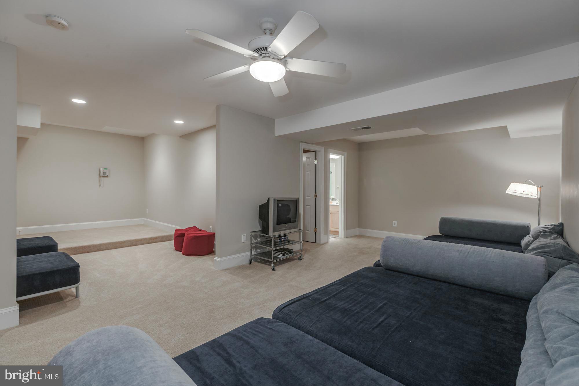 THE RESERVE - Residential