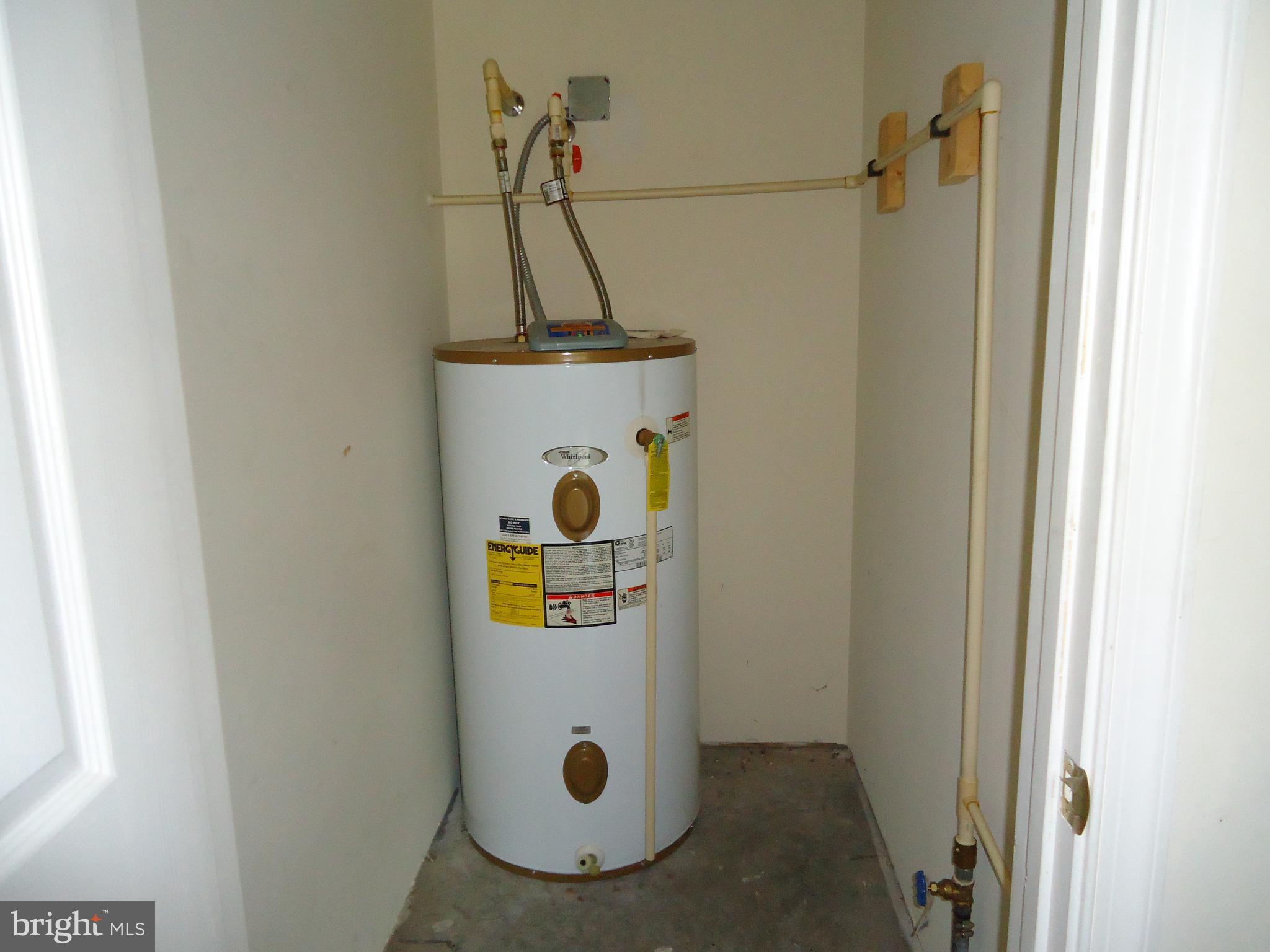 LOCUST GROVE - Residential Lease