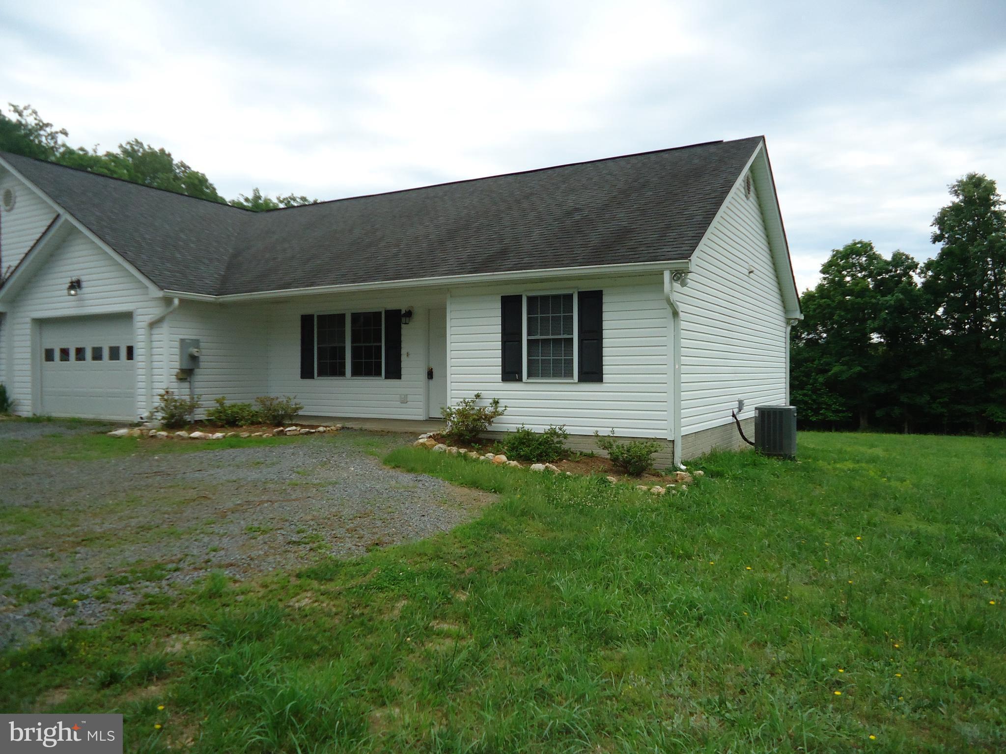 LOCUST GROVE - Residential Lease