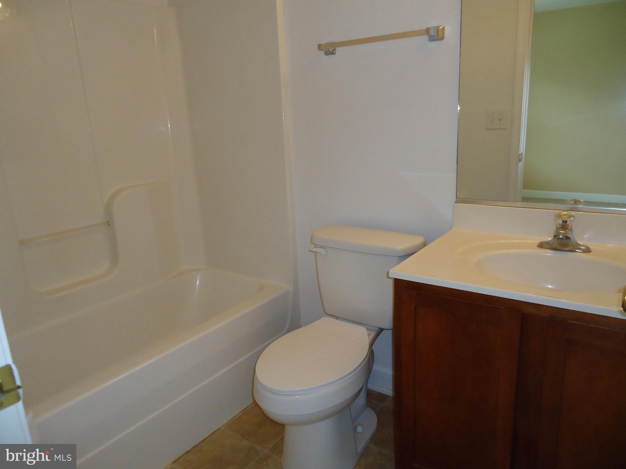 LOCUST GROVE - Residential Lease