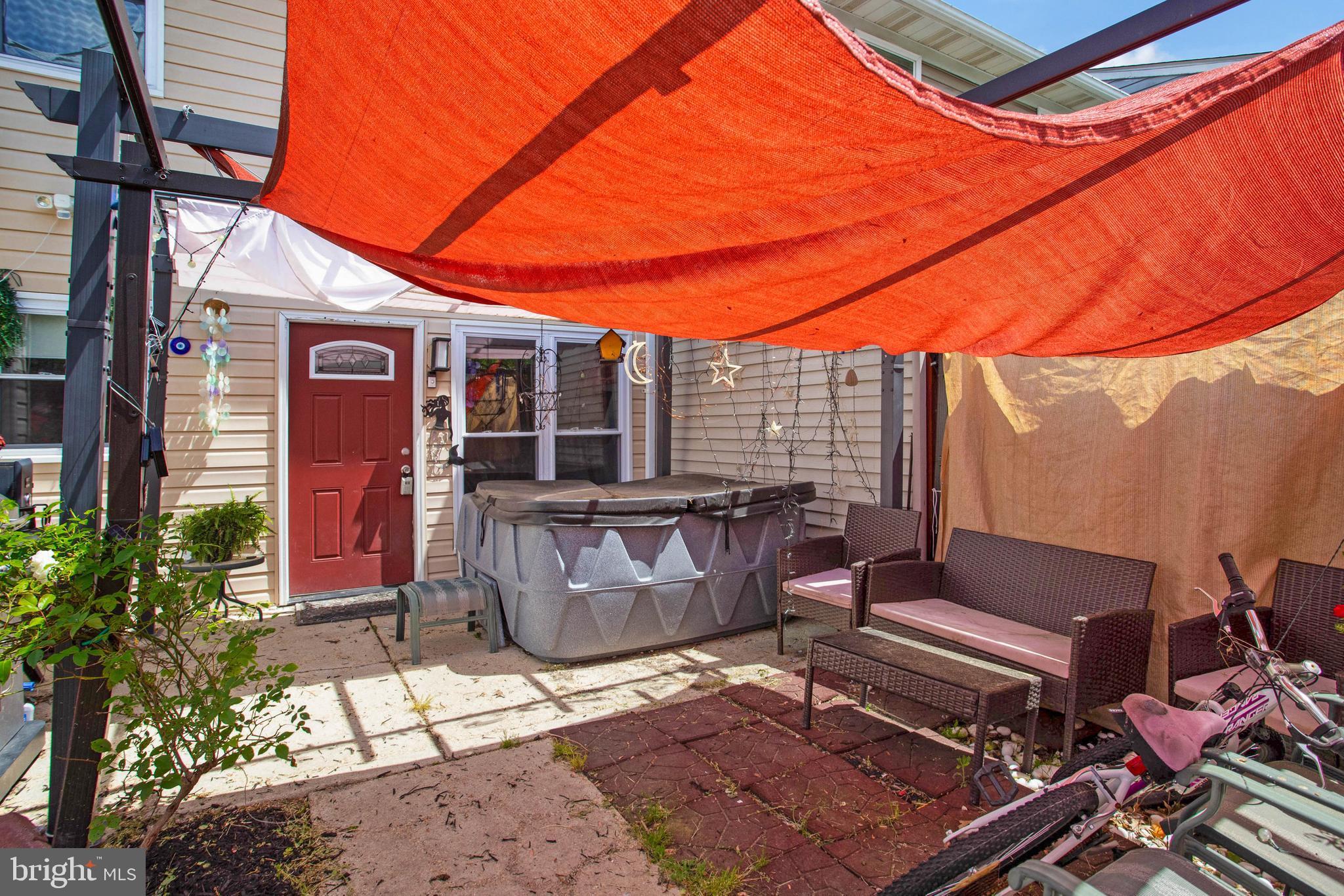 WESTLAKE VILLAGE - LANCASTER - Residential