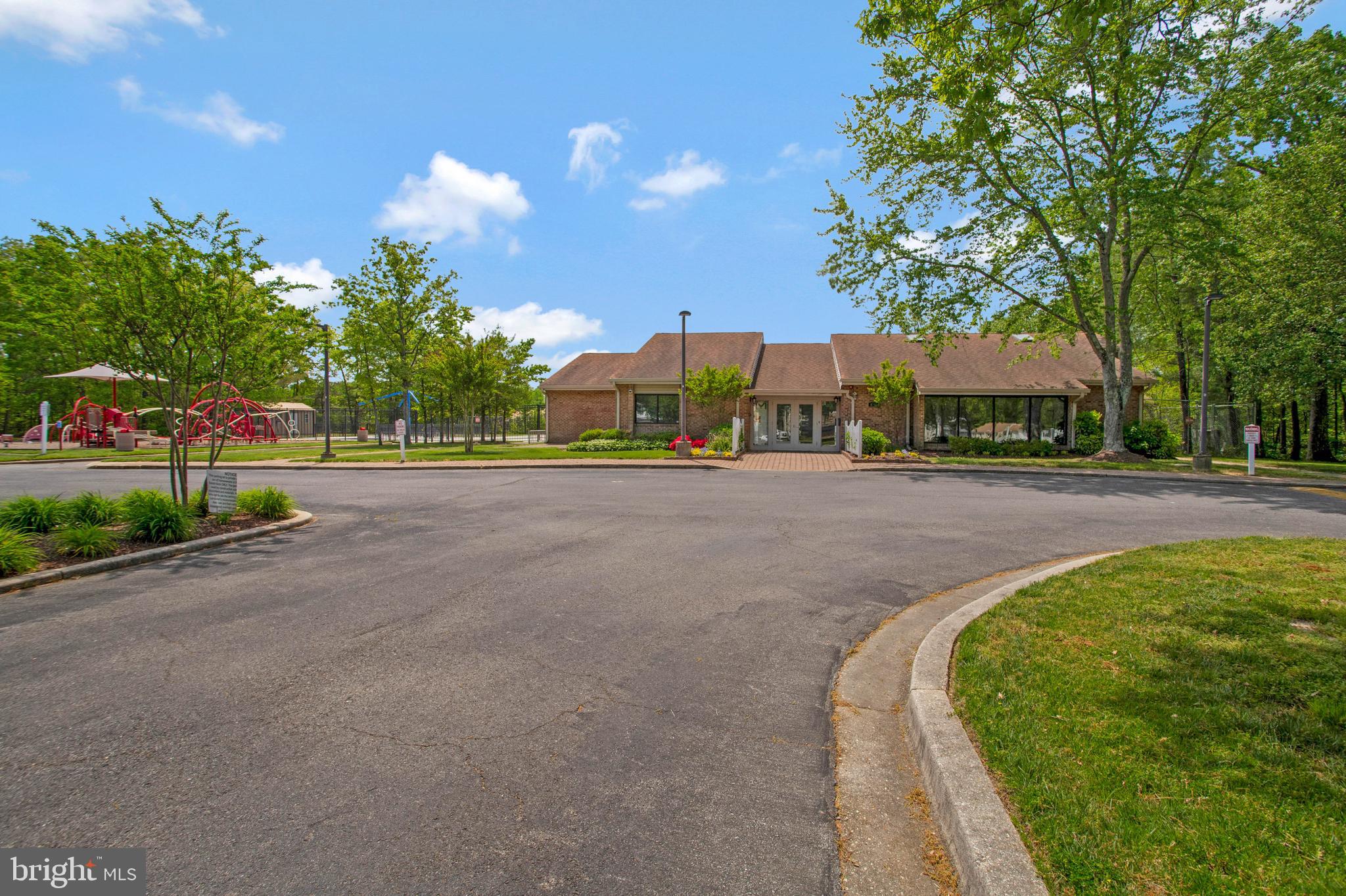 WESTLAKE VILLAGE - LANCASTER - Residential