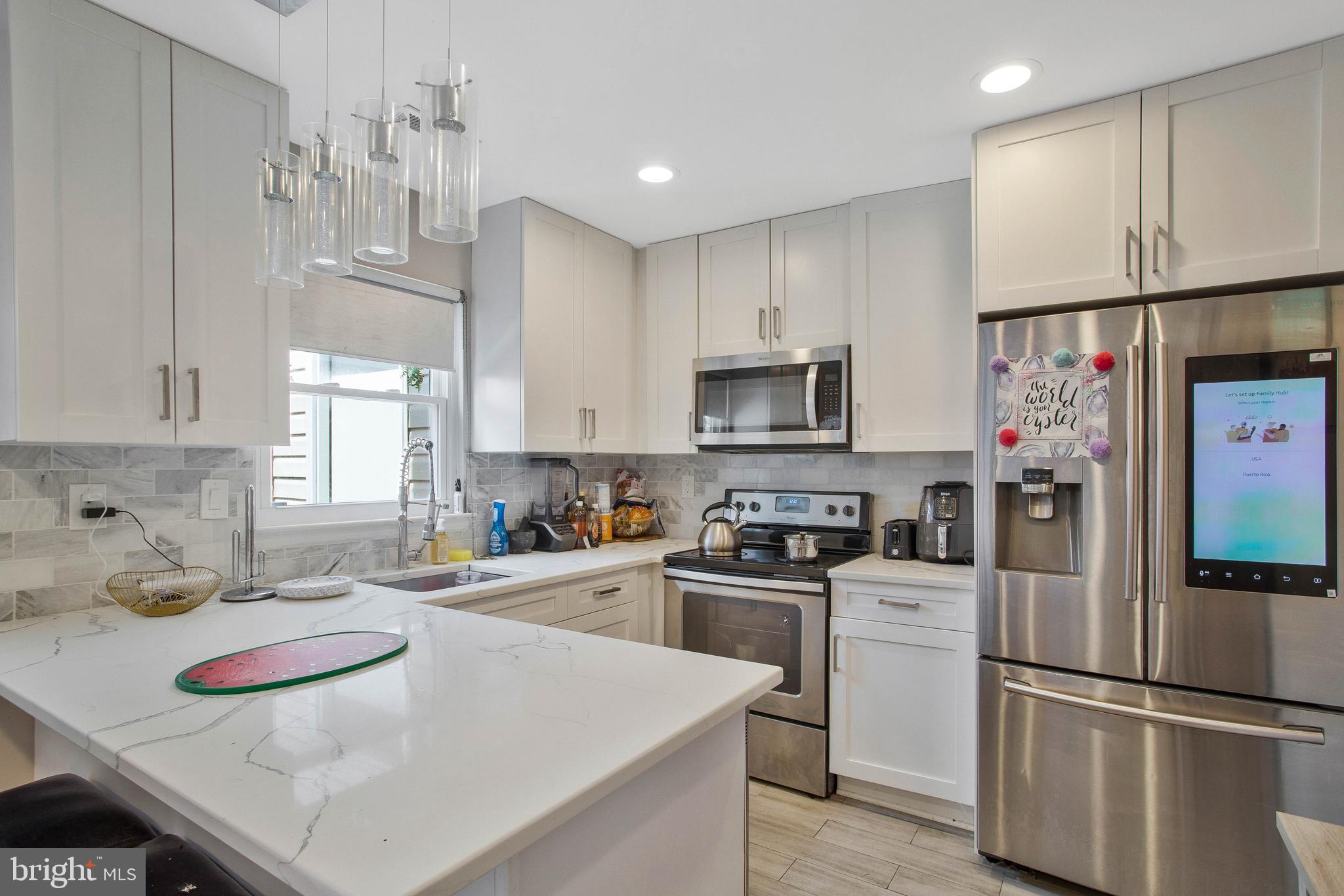 WESTLAKE VILLAGE - LANCASTER - Residential