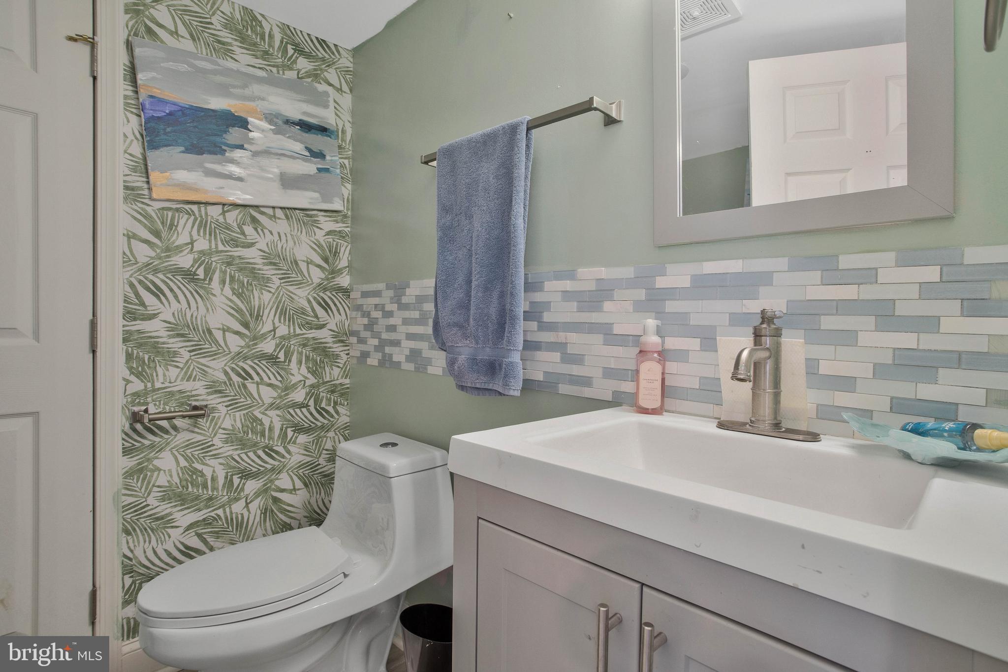 WESTLAKE VILLAGE - LANCASTER - Residential