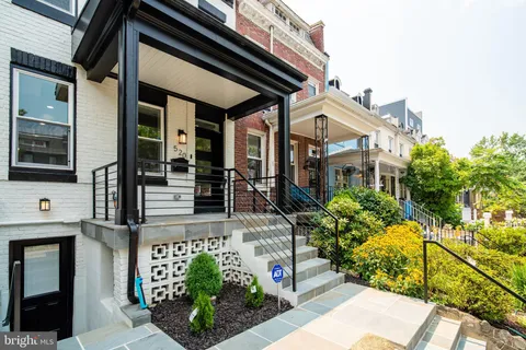 MLS: DCDC2262716