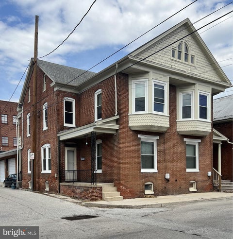 Condo For Rent - 17 W Park Avenue<br/> HANOVER, PA 17331