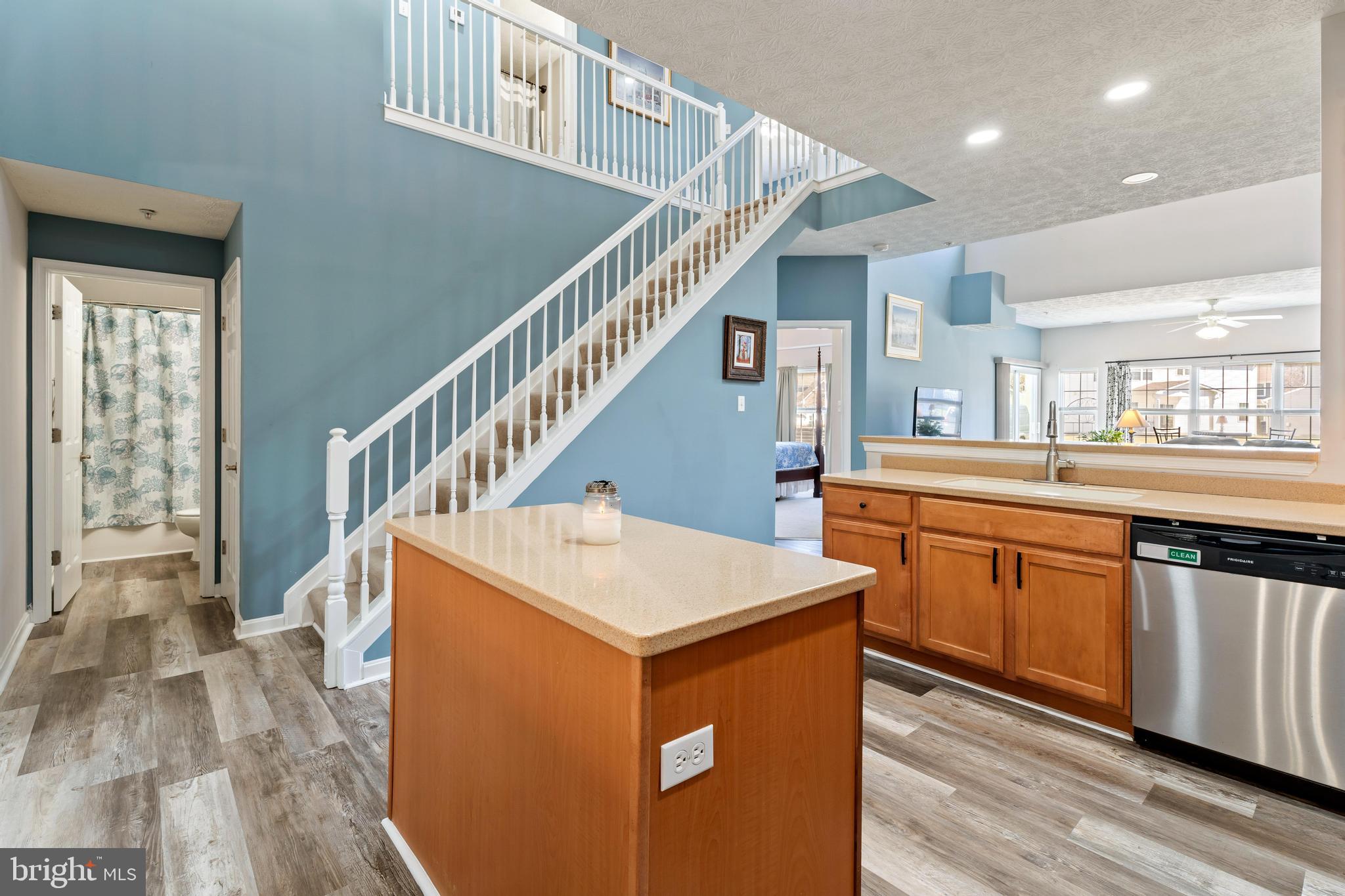 WOOD CREEK GOLF COMM - Residential