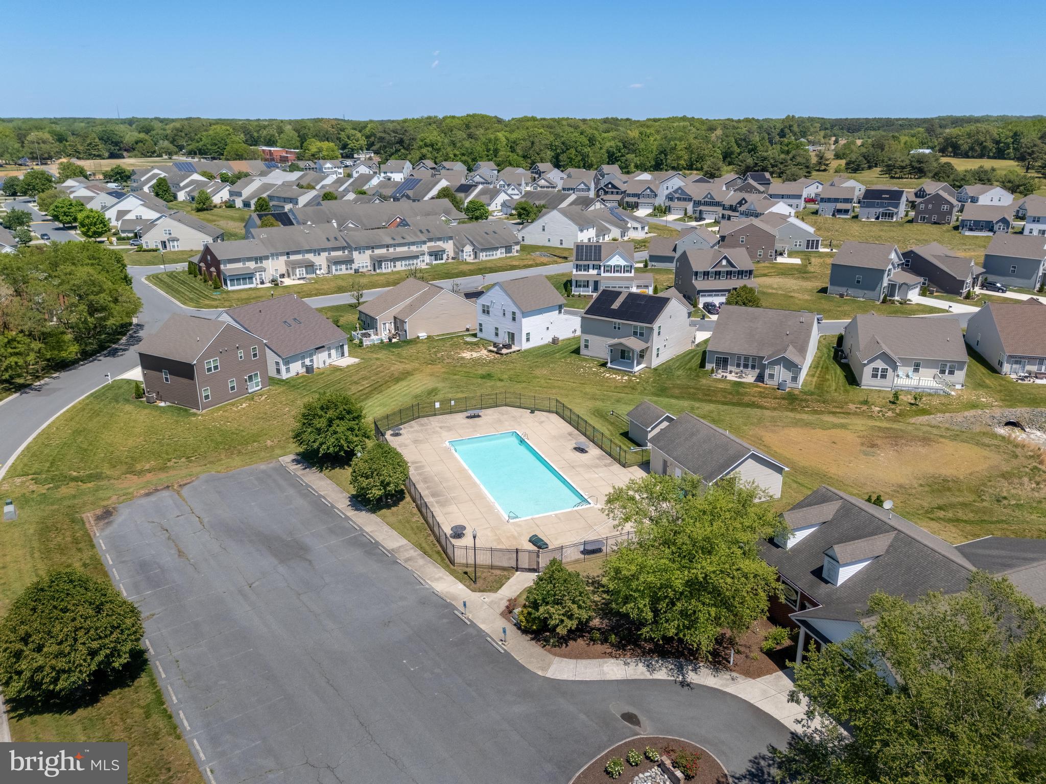 WOOD CREEK GOLF COMM - Residential
