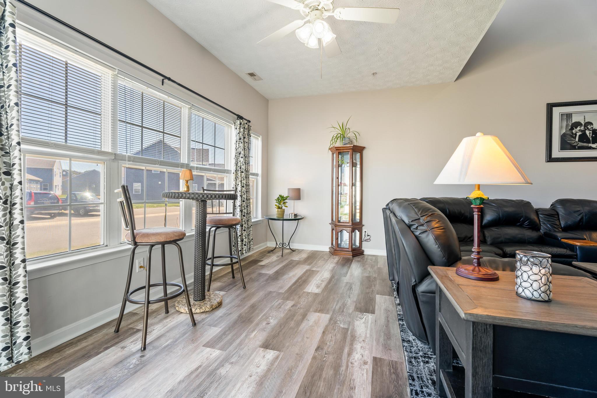 WOOD CREEK GOLF COMM - Residential